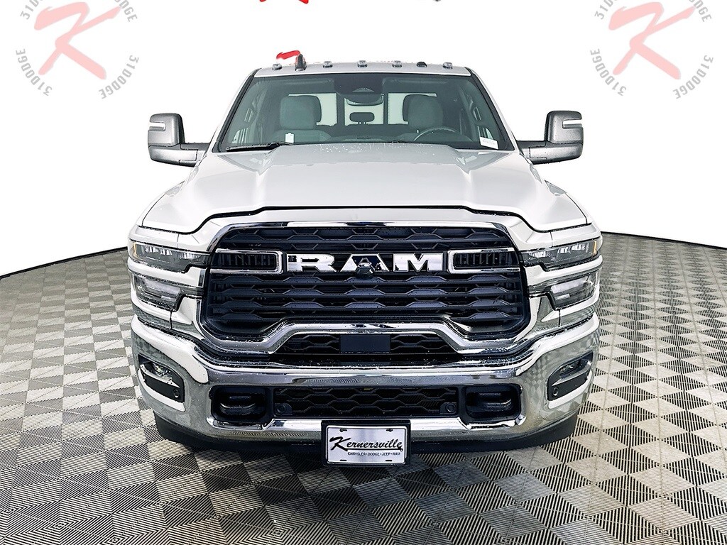 New 2026 Ram 2500 TRADESMAN CREW CAB 4X2 6'4 BOX Pickup