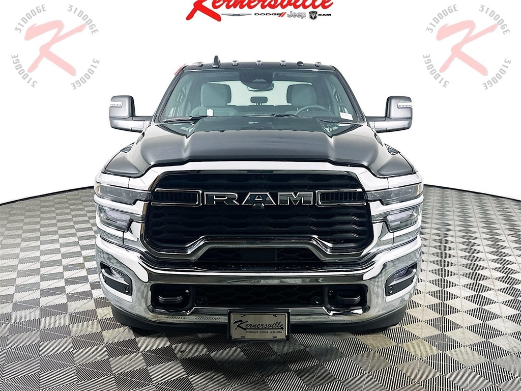 New 2026 Ram 3500 BIG HORN CREW CAB 4X4 8' BOX Pickup