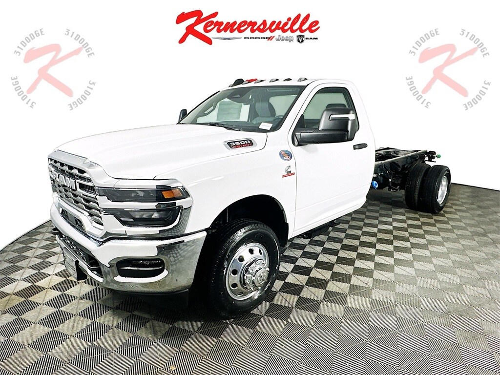 New 2025 Ram 3500 Chassis Cab 3500 TRADESMAN CHASSIS REGULAR CAB 4X2 84' CA Pickup