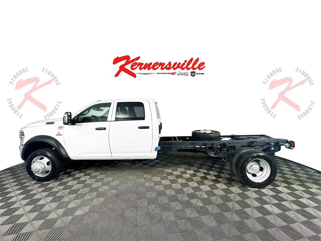 New 2025 Ram 5500 Chassis Cab 5500 TRADESMAN CHASSIS CREW CAB 4X4 84' CA Pickup