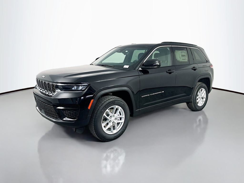 New 2026 Jeep Grand Cherokee LAREDO X 4X4 Sport Utility