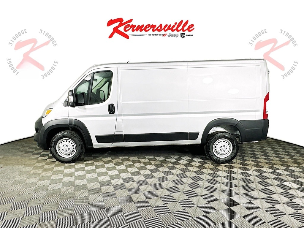 New 2026 Ram ProMaster PROMASTER 1500 TRADESMAN CARGO VAN LOW ROOF 136' W Cargo Van