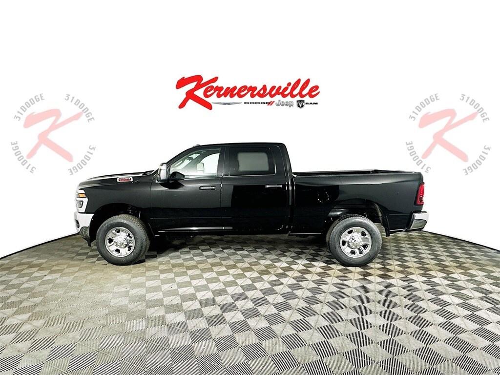 New 2026 Ram 2500 TRADESMAN CREW CAB 4X4 6'4 BOX Pickup