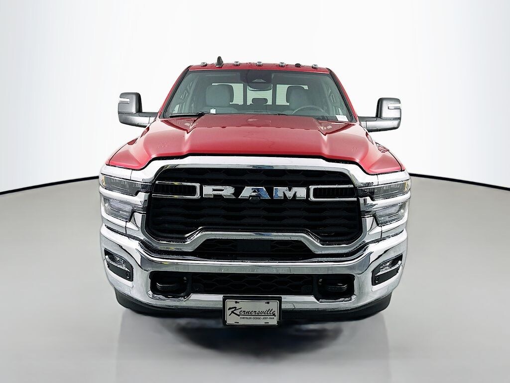 New 2026 Ram 3500 TRADESMAN CREW CAB 4X4 8' BOX Pickup