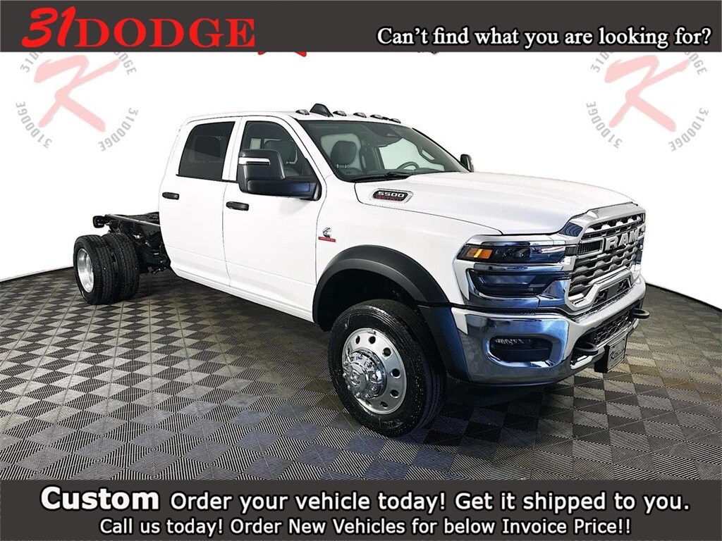 New 2026 Ram 5500 Chassis Cab TRADESMAN CREW 4X4 60' CA Pickup