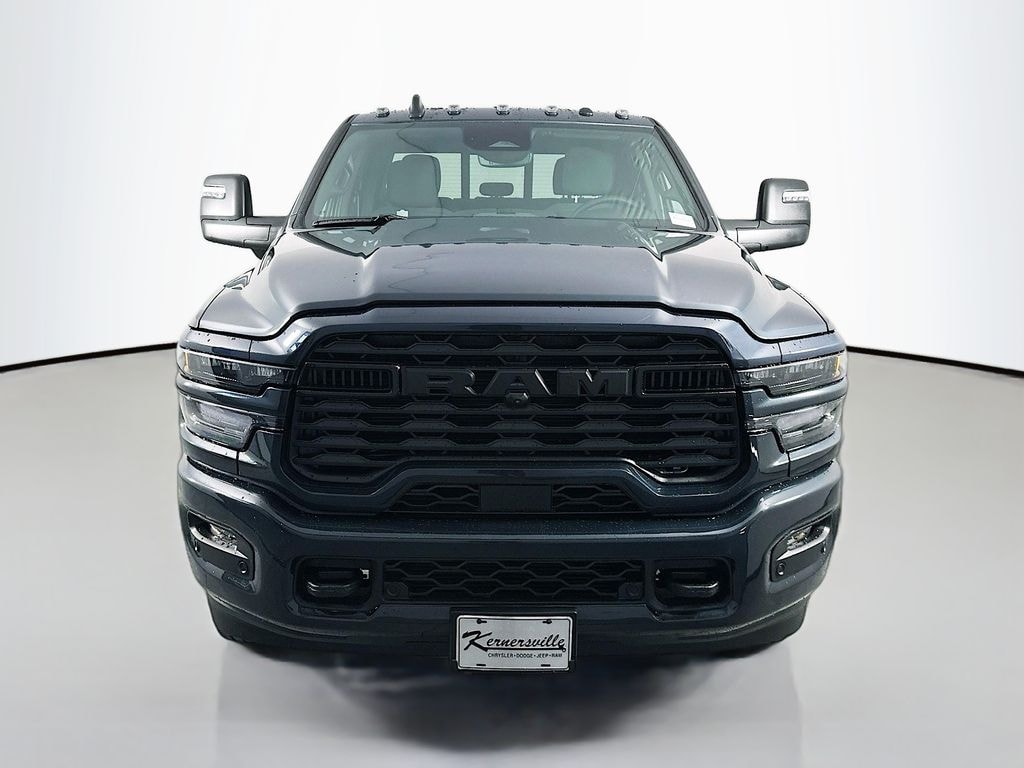 New 2026 Ram 3500 BIG HORN CREW CAB 4X4 8' BOX Pickup