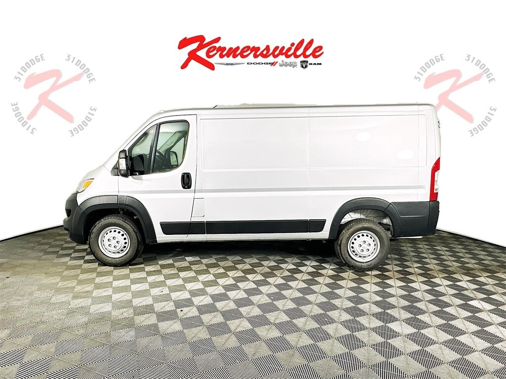 New 2026 Ram ProMaster PROMASTER 1500 TRADESMAN CARGO VAN LOW ROOF 136' W Cargo Van