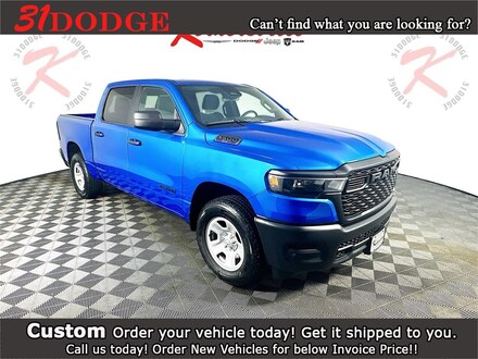 2025 Ram 1500 TRADESMAN CREW CAB 4X4 5'7 BOX Pickup