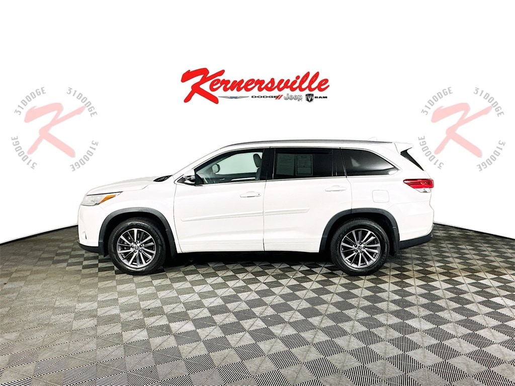 Used 2018 Toyota Highlander XLE SUV