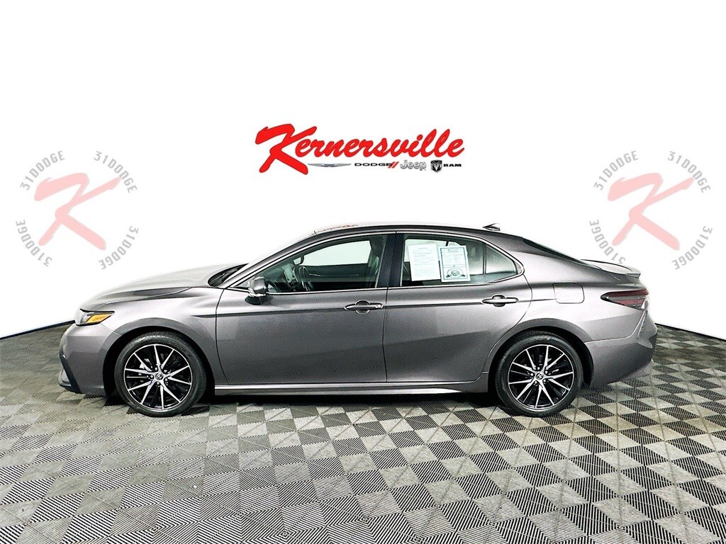 Used 2024 Toyota Camry SE Sedan