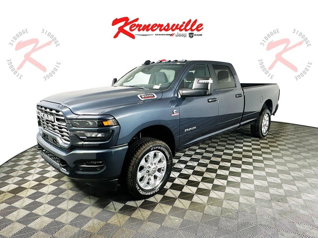 New 2026 Ram 3500 BIG HORN CREW CAB 4X4 8' BOX Pickup