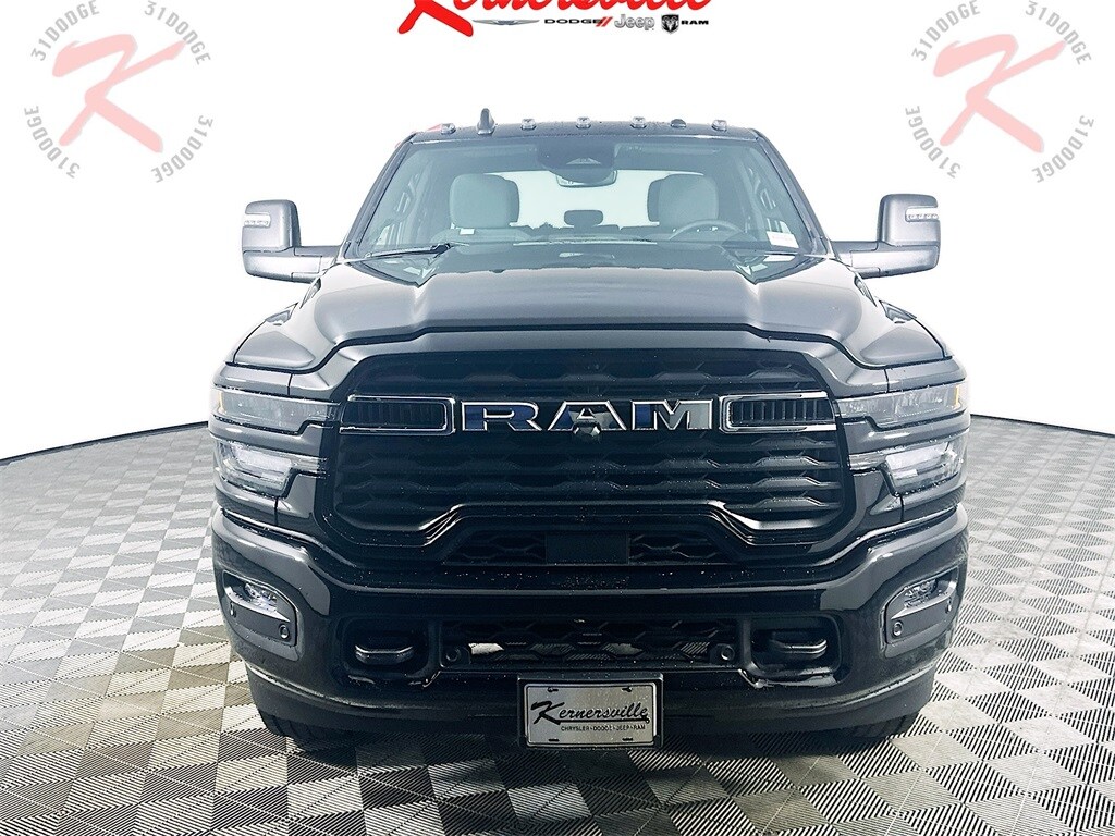 New 2026 Ram 2500 BIG HORN CREW CAB 4X4 6'4 BOX Pickup