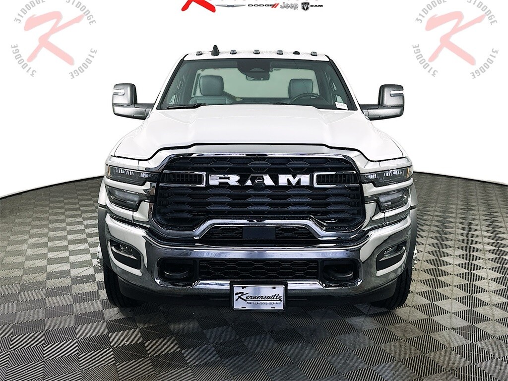 New 2026 Ram 5500 Chassis Cab TRADESMAN REGULAR 4X4 120' CA Pickup