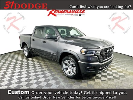 2025 Ram 1500 BIG HORN CREW CAB 4X2 5'7 BOX Pickup