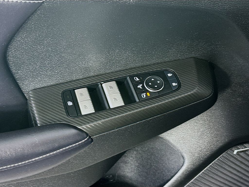 MitsubishiOutlander24