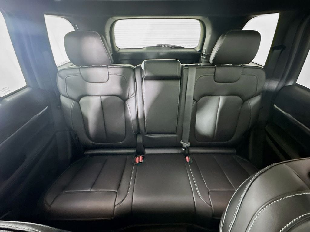 JeepGrand Cherokee10