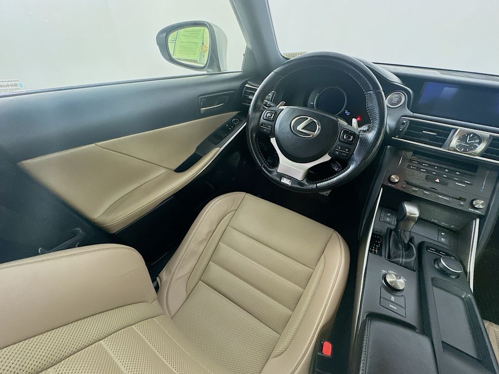 LexusIS9