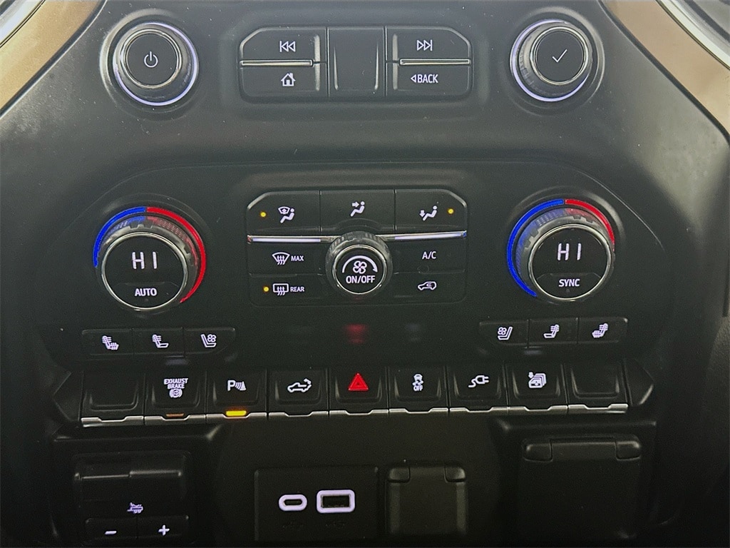 ChevroletSilverado 2500HD18