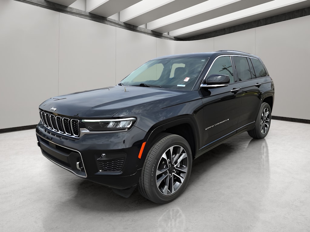 Used 2022 Jeep Grand Cherokee Overland 4x4 SUV