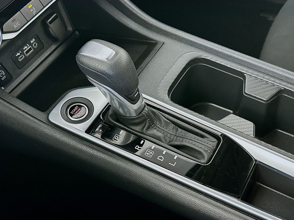 NissanSentra16