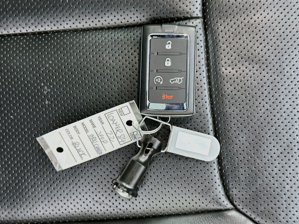 JeepGrand Cherokee34