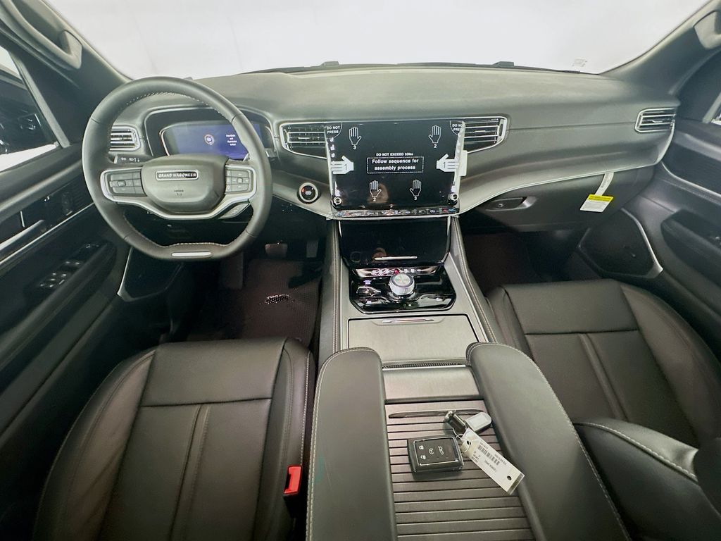 JeepGrand Wagoneer L9