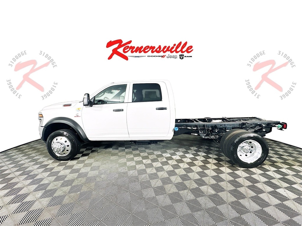 New 2025 Ram 5500 Chassis Tradesman 60CA Dually Truck Crew Cab