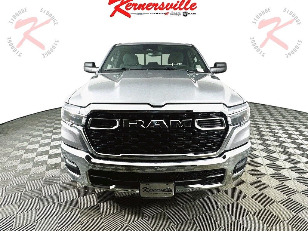 2025 Ram 1500 Tradesman photo 2