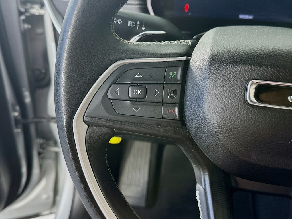 JeepGrand Cherokee L25