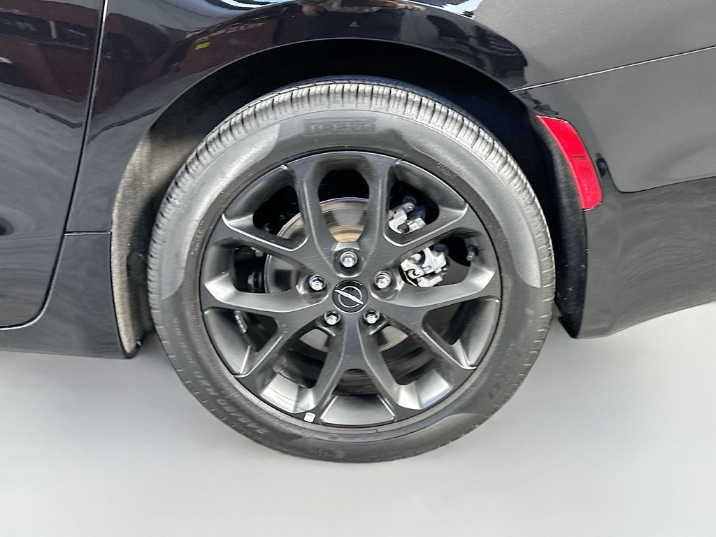 ChryslerPacifica32