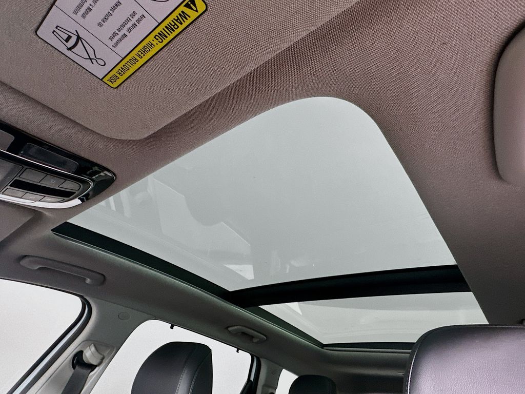 HyundaiSanta Fe21