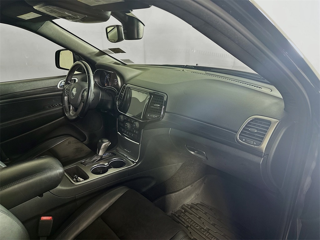 JeepGrand Cherokee32