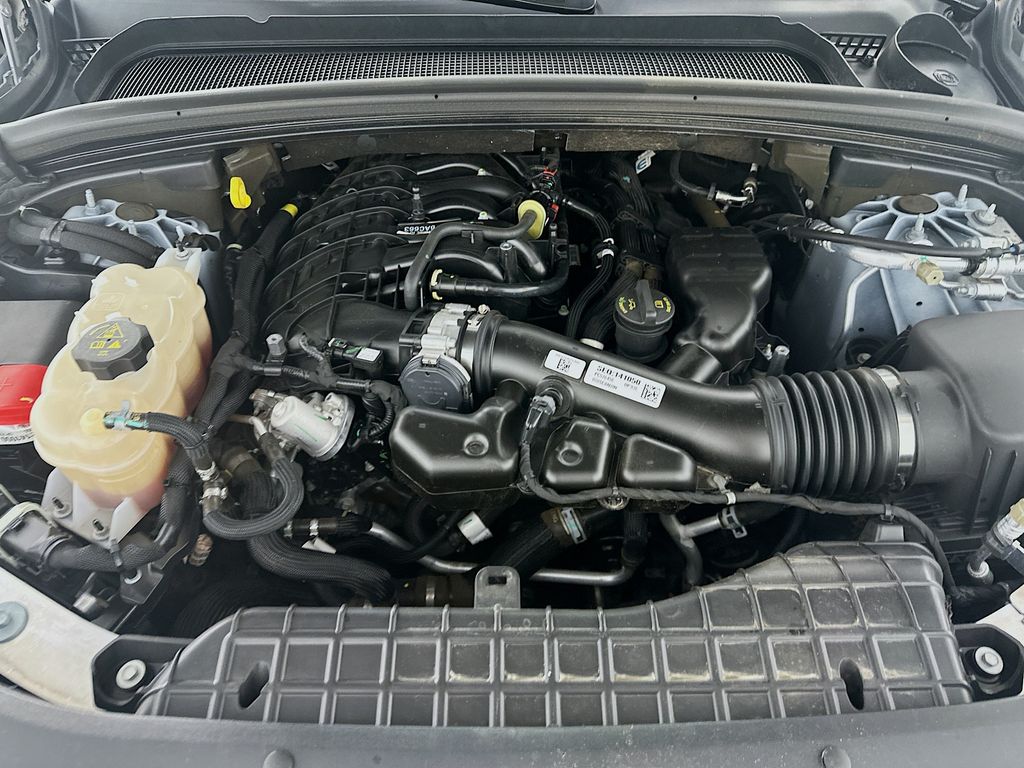 JeepGrand Cherokee32