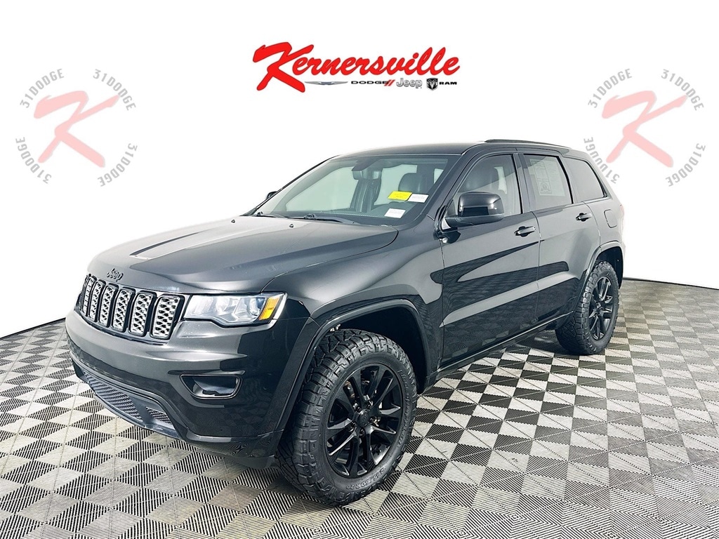 JeepGrand Cherokee3