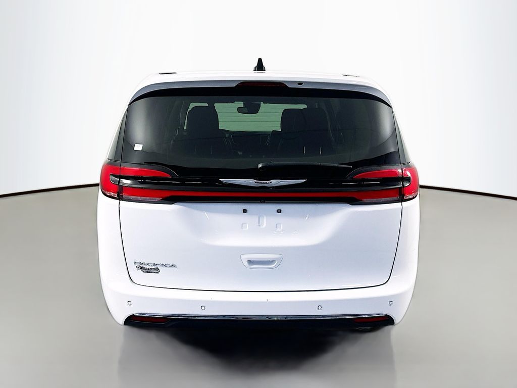 ChryslerPacifica6