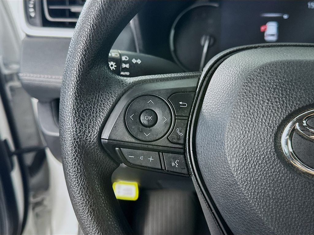 ToyotaRAV423