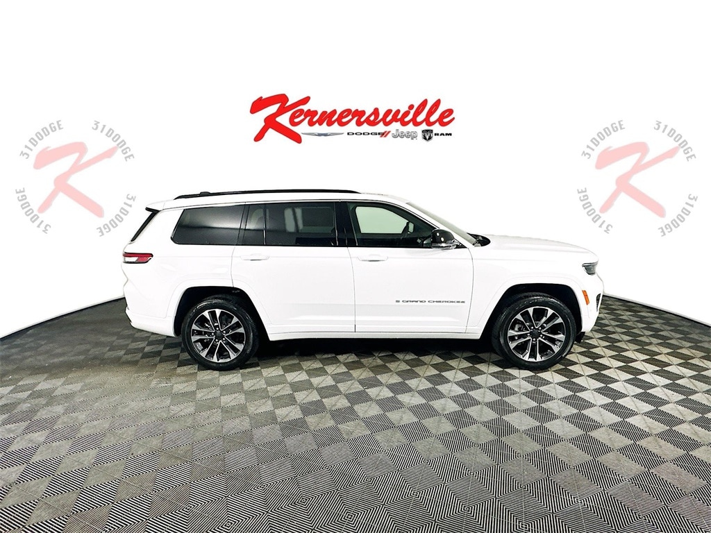 JeepGrand Cherokee L8