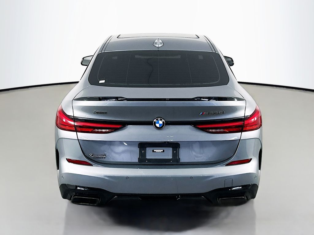 BMW2 Series6