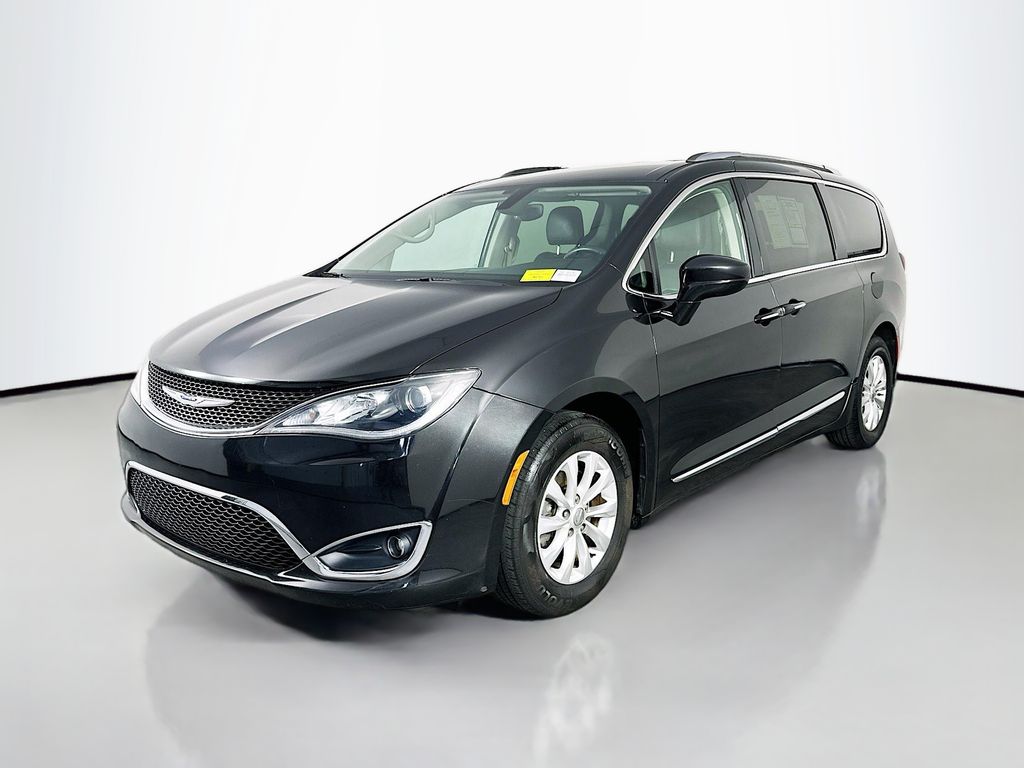 ChryslerPacifica3
