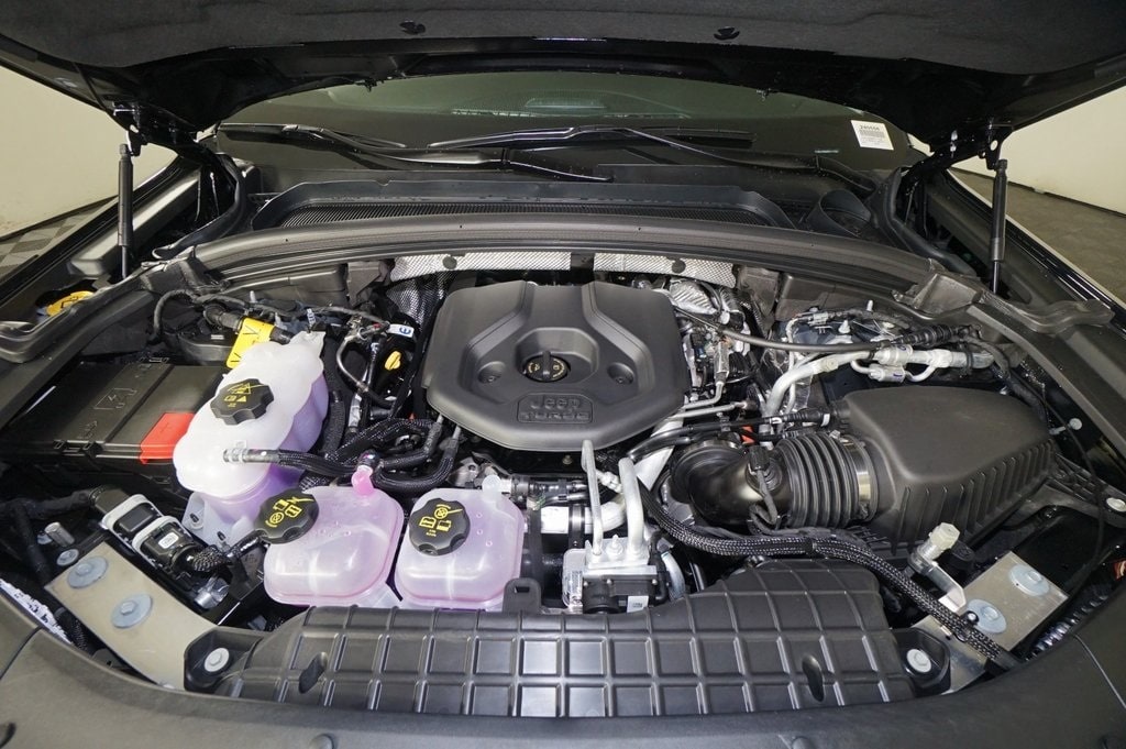 JeepGrand Cherokee11