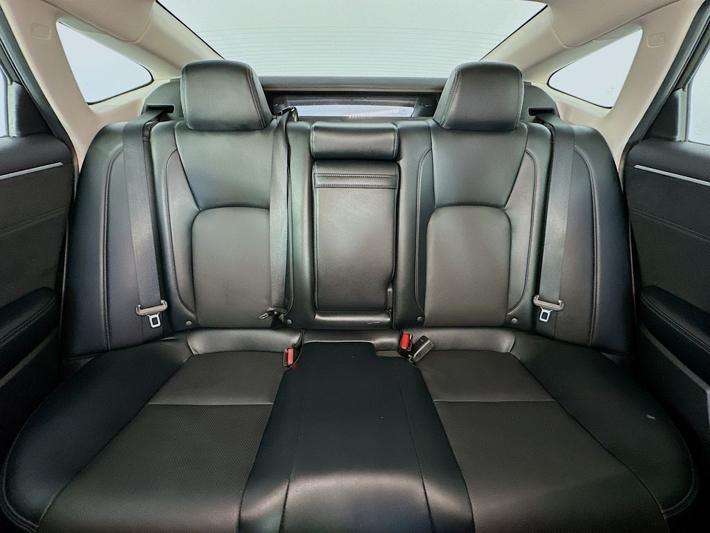 HondaClarity Plug-In Hybrid13