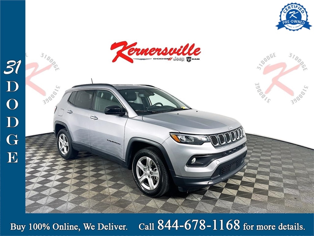 Used 2024 Jeep Compass Latitude SUV