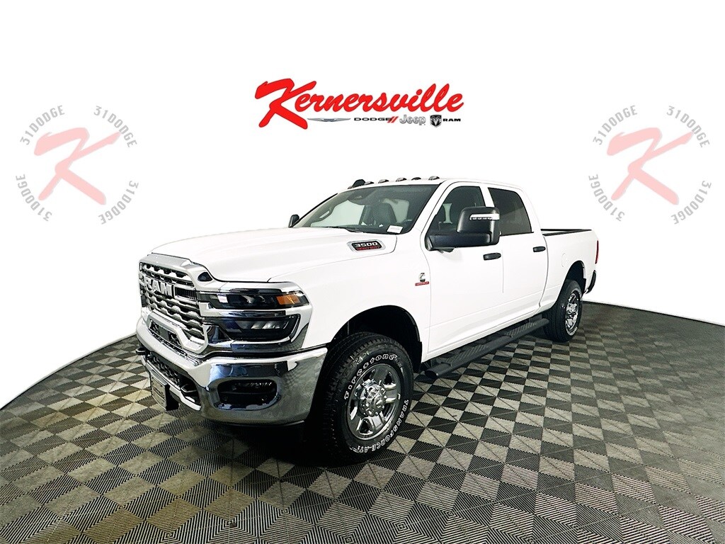 2025 Ram 3500 Tradesman photo 3