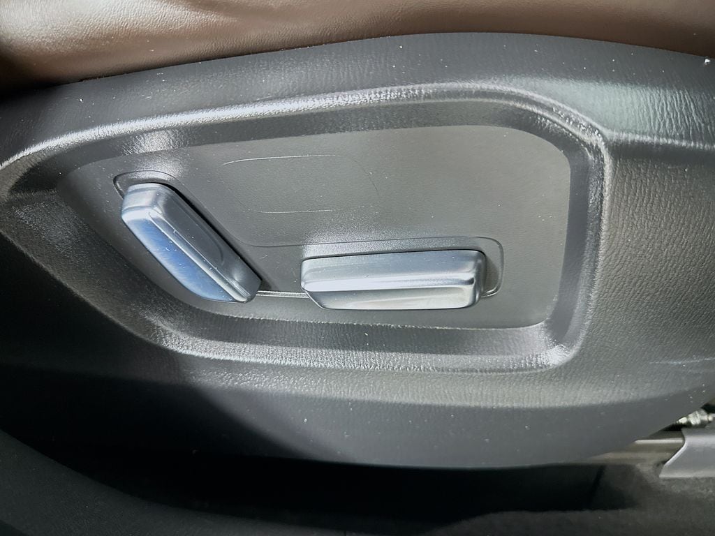 MazdaCX-521