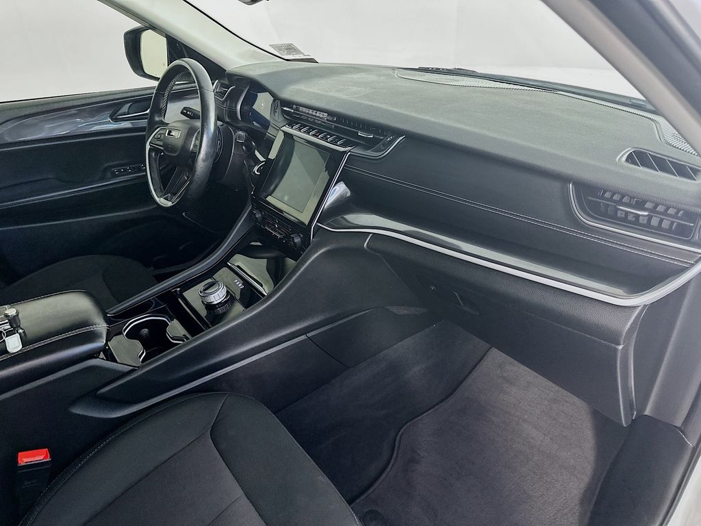 JeepGrand Cherokee L30