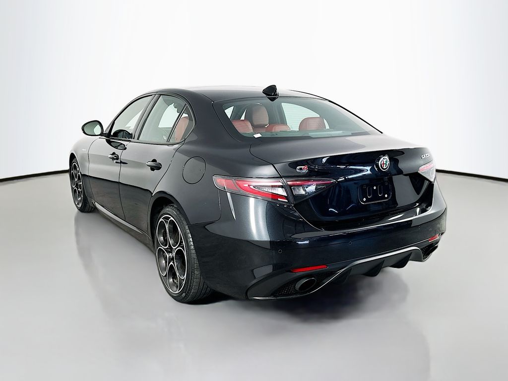 Alfa RomeoGiulia5