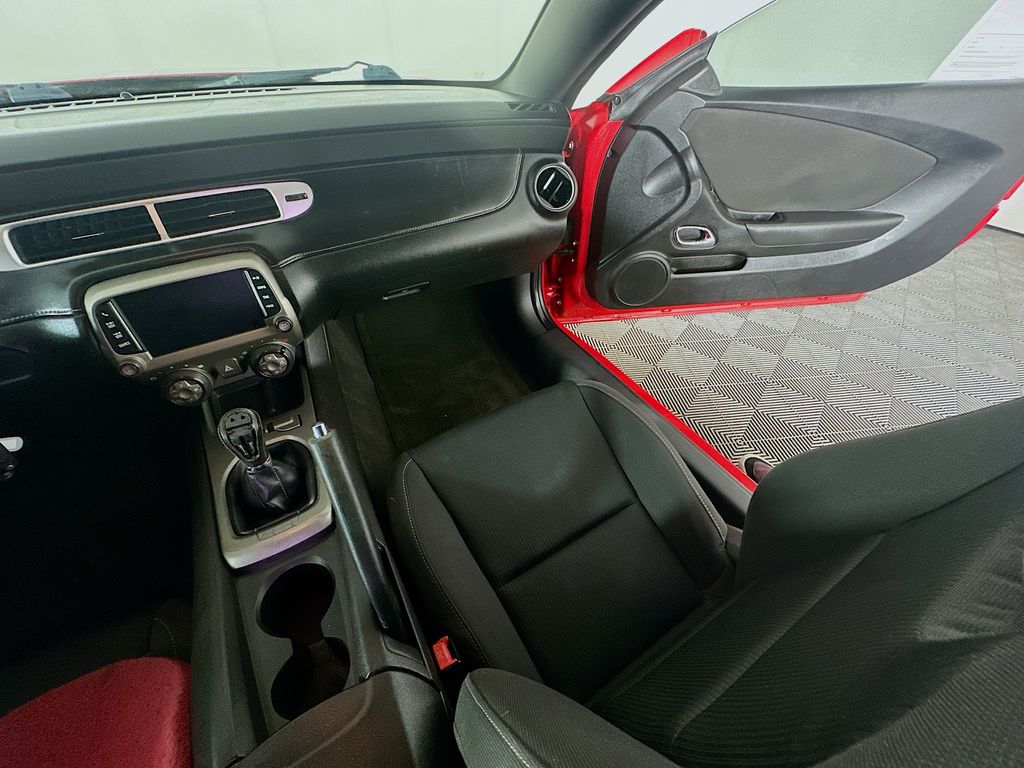 ChevroletCamaro11
