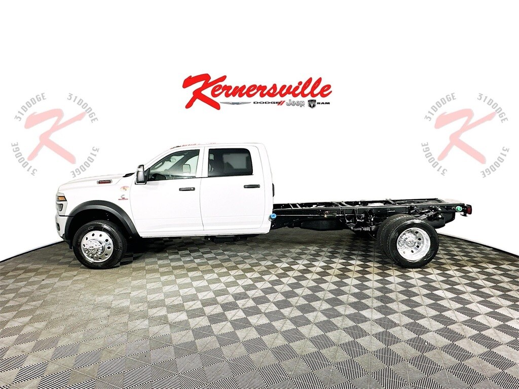 New 2026 Ram 5500 Chassis Tradesman 84CA Dually Truck Crew Cab