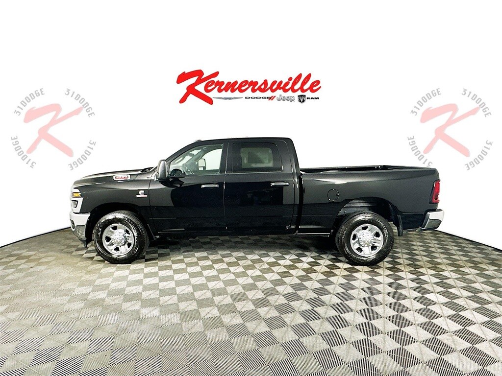 2026 Ram 3500 Tradesman photo 3