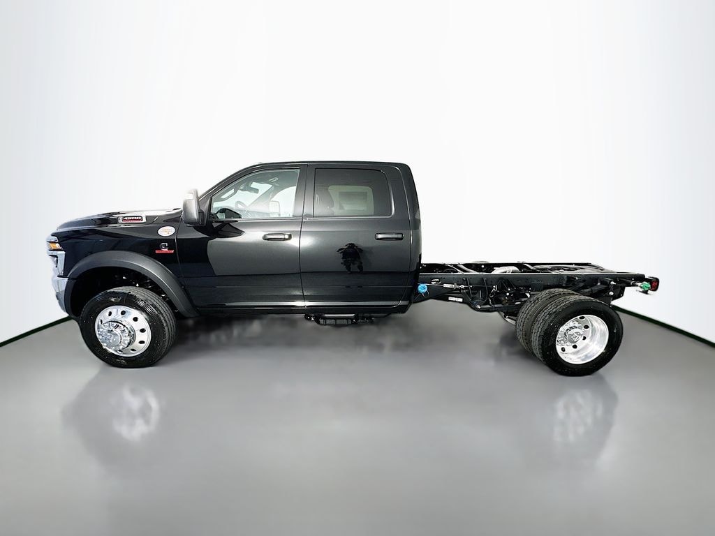 New 2026 Ram 4500 Chassis Tradesman 60CA Dually Truck Crew Cab